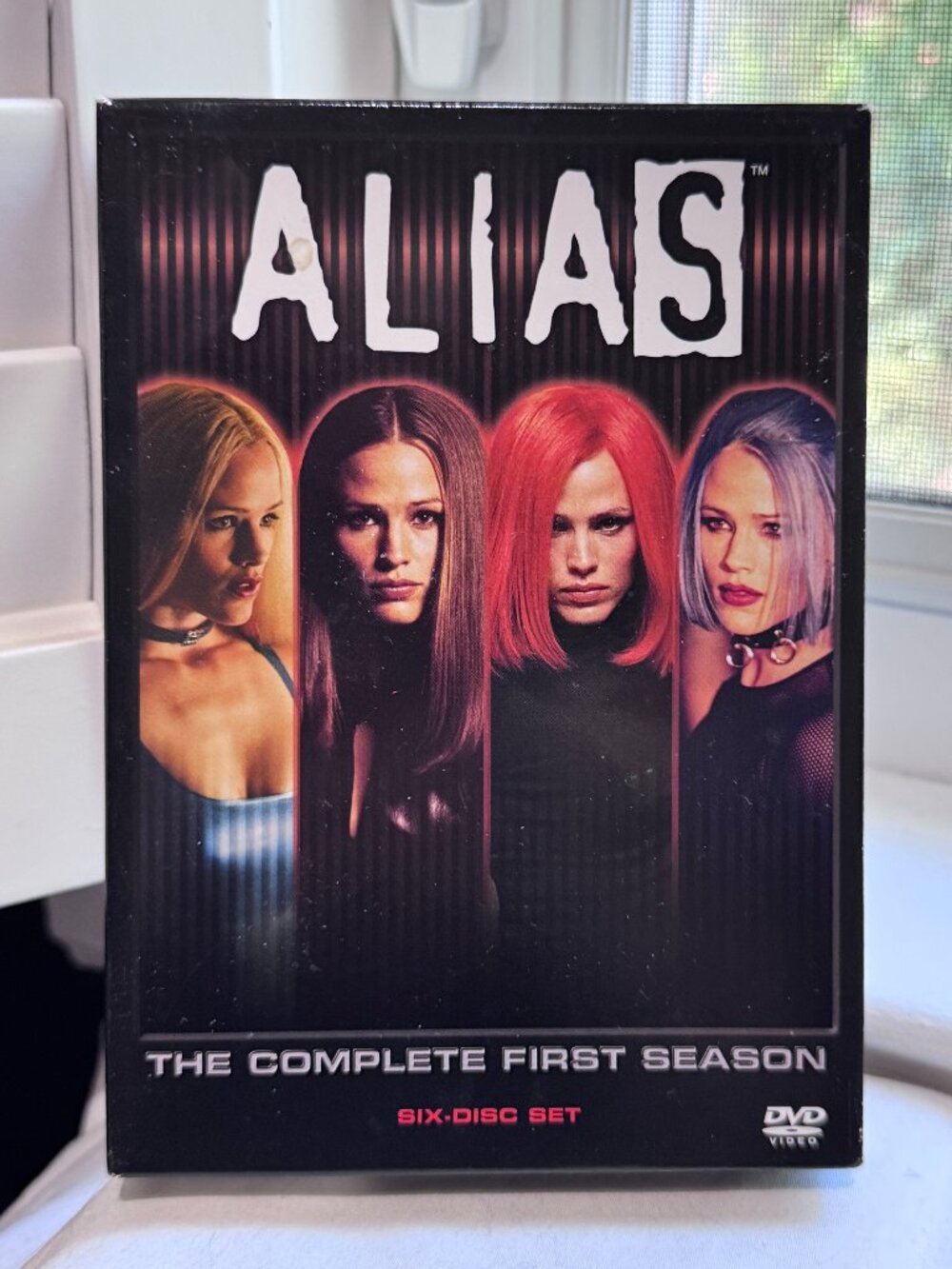 🕵️‍♀️💄 Alias: The Complete First Season DVD Box Set (6-Disc Collection) 💄🕵️‍